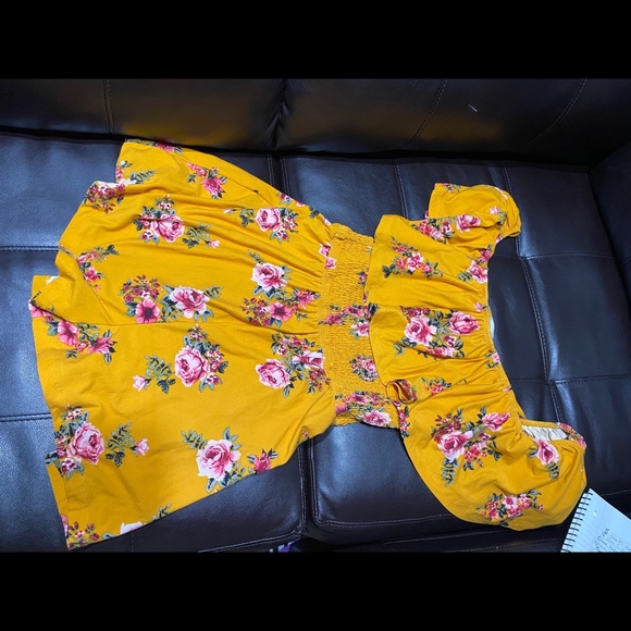 Romper - Picture 2 of 2